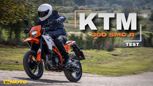 TEST KTM 390 SMC R: la pepata Supermoto che punta al trono delle A2