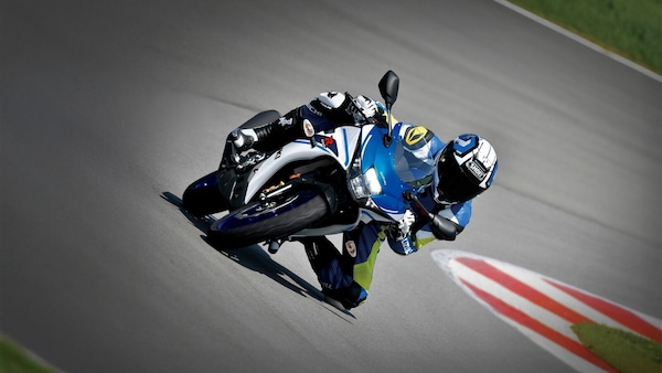 Suzuki GSX-R125, la piccola sportiva per giovani veloci