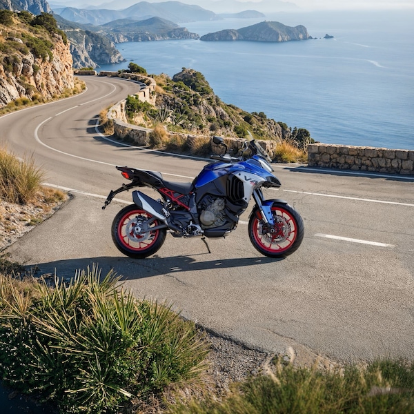 Ducati Factory Made, LE FOTO