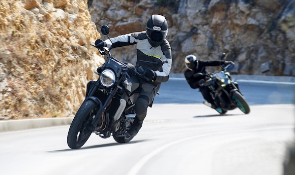 HELD Renegade 2: completo touring quattro stagioni che si adatta a ogni viaggio