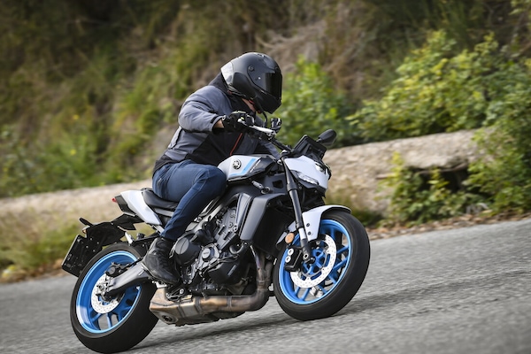 Yamaha MT-09 Y-AMT: le foto della prova