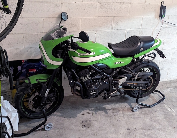 Assicurazione obbligatoria sulla moto ferma nel box: facciamo chiarezza