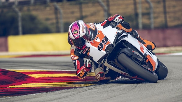 KTM 990 RC R, ecco la versione Track: pura adrenalina da circuito