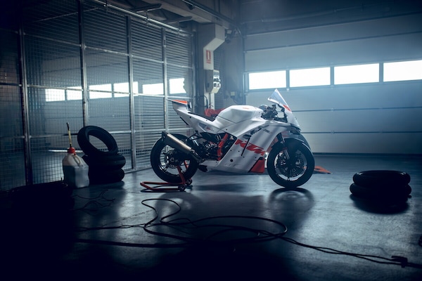 KTM 990 RC R TRACK: LE FOTO