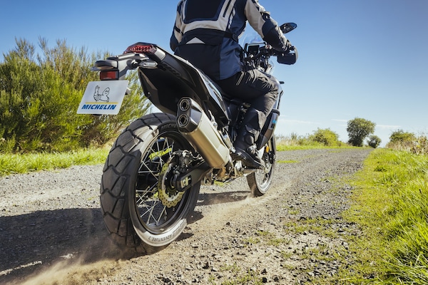 Anakee Adventure 2: un importante aggiornamento nel segno dei 120 anni di Michelin in Italia
