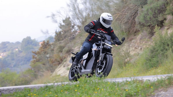 Honda WN7: la gallery del test