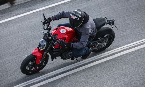 Ducati Season Opening: in prova il nuovo Monster e la gamma 2026