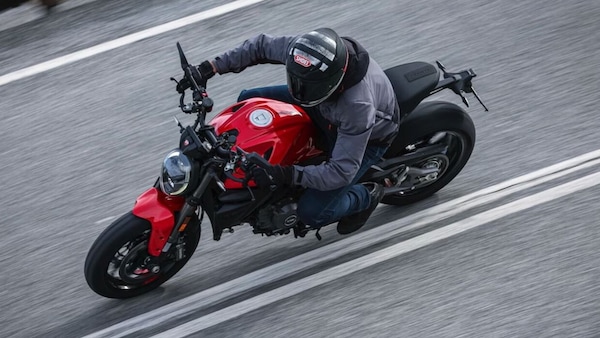 Ducati Season Opening: in prova il nuovo Monster e la gamma 2026