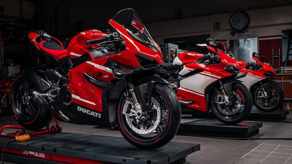 Tutte le serie Ducati Superleggera: le Panigale più estreme di sempre!