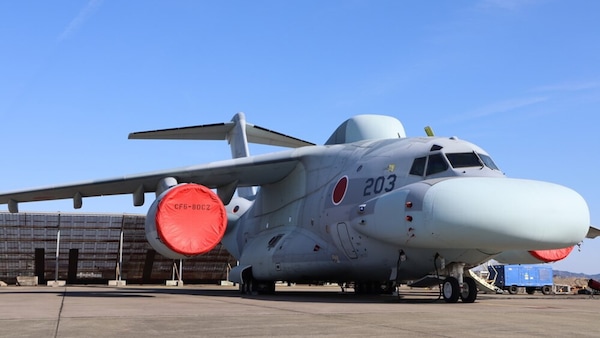 Kawasaki EC-2, l'aereo per la guerra elettronica
