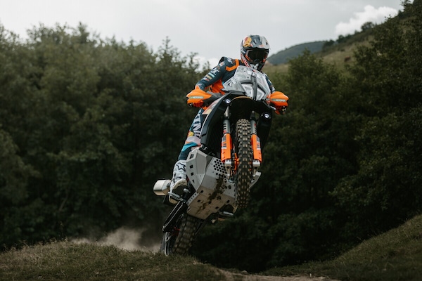 KTM 890 Adventure R Rally: l'enduro senza compromessi che arriva dalla Dakar