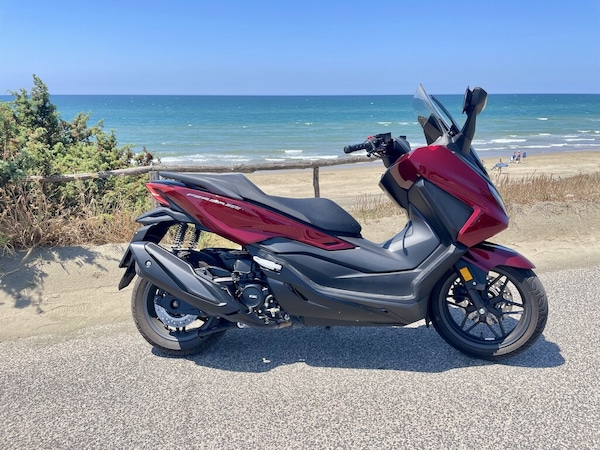 Pasqua in scooter tra colline e mare: da Ostia Antica al Circeo con pranzo sul lungomare