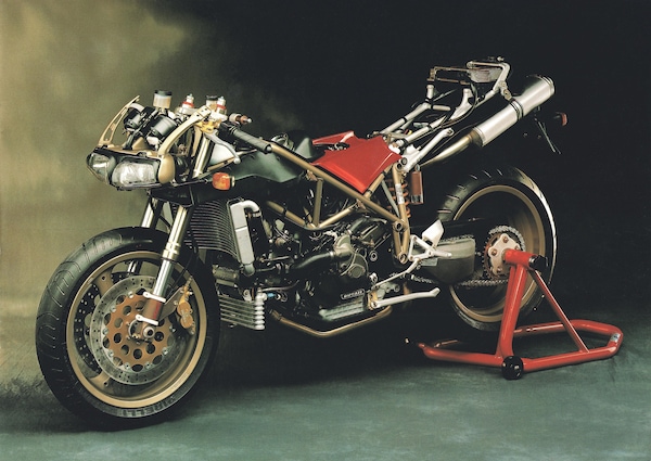 L'arte dei telai più importanti della storia a due ruote italiana