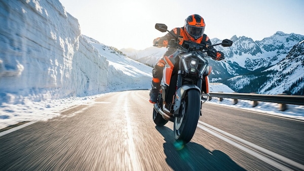 KTM 1390 Super Duke RR: le foto della nuova “Bestia”