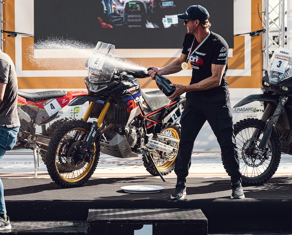 Aprilia Tuareg Rally, vittoria a Olbia con una moto quasi di serie