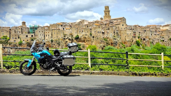 In Italia arriva il "Pasta Safari": 6 giorni in moto tra curve, cucina e amicizie