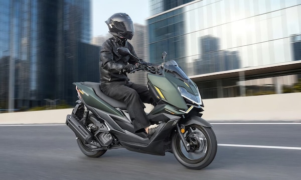 Zontes 125X, un nuovo scooter leggero sfida la categoria