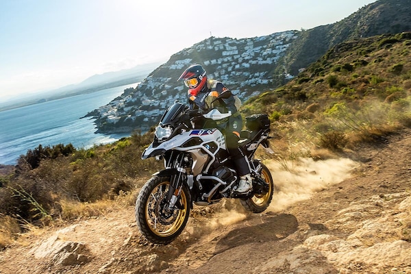 Vuoi diventare un motociclista esperto su strada? Vai in fuoristrada!