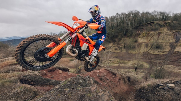 KTM EXC ed EXC-F 2027: tutte le foto della nuova gamma Enduro