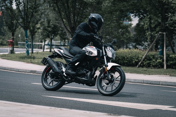 Keeway: RKS 125 e Iskia 125 in promozione fino al 30 giugno