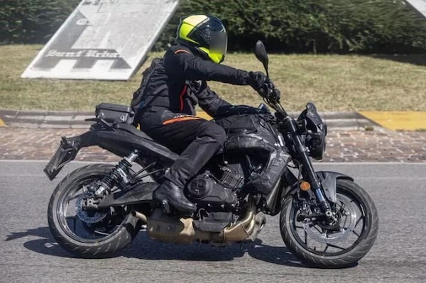 Moto Guzzi 457: il prototipo che continua a farsi aspettare