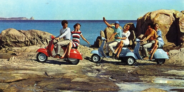 Gli 80 anni della Vespa: a Roma una mostra racconta il mito italiano