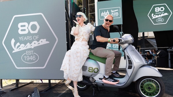 Vespa Edizione Ottantesimo: solo 1.946 esemplari per celebrare un mito
