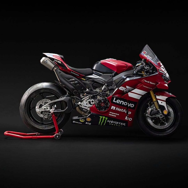 WDW 2026, domenica sarà Lenovo Race of Champions: ecco le speciali Panigale V4 Tricolore