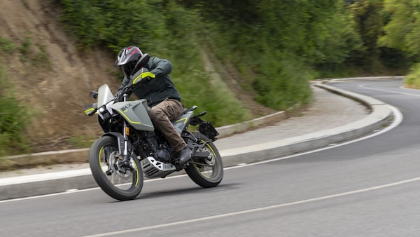 Benelli BKX 300: le FOTO della prova