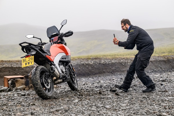 Norton Atlas: le foto della prova