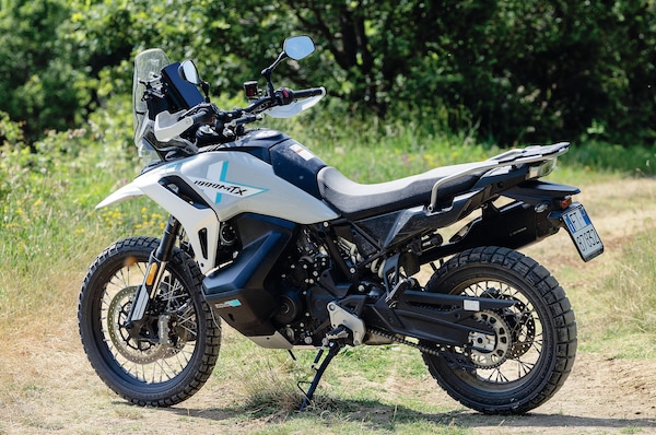CFMOTO 1000MT-X: le opinioni di InMoto "fuori dai denti"