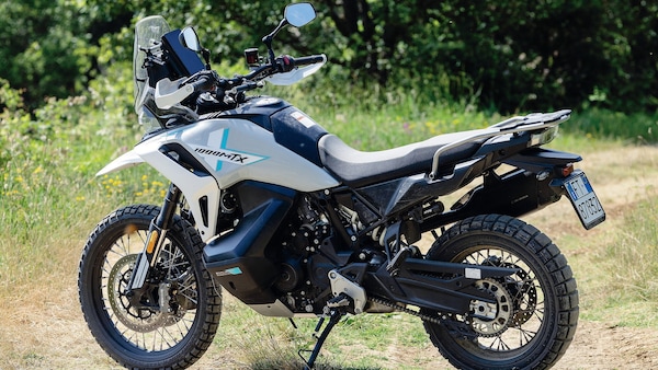 CFMOTO 1000MT-X: le opinioni di InMoto "fuori dai denti"