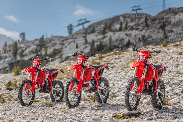Le enduro Beta RR X-PRO: una gamma più completa di così è impossibile