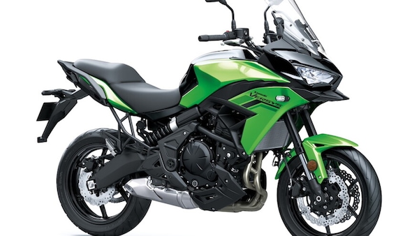 Kawasaki porta nuovi colori per la gamma stradale 2027: LE FOTO