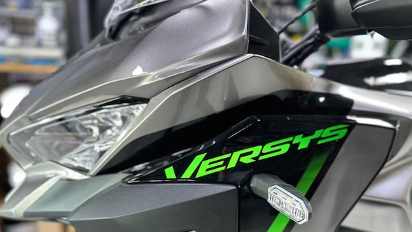 Versys 900, novità in arrivo da Kawasaki: ecco cosa sappiamo
