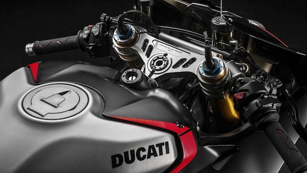 Ducati Panigale V4 SP: nel 2027 torna la versione speciale?