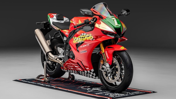 Ecco la Honda CBR1000RR-R speciale per celebrare John McGuinness