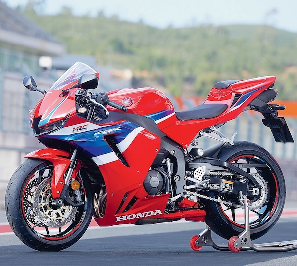 CB1000GT, Hornet e CBR600RR: Honda fa chiarezza su ritardi e consumo di olio