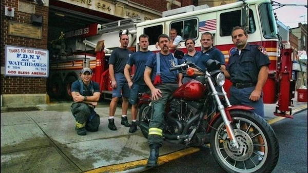 La Harley dell’11 settembre entra al museo: Tim rimontò una candela e corse verso le due Torri