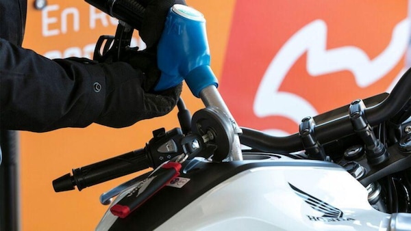 Cala lo sconto sulle accise e il prezzo carburante di nuovo su