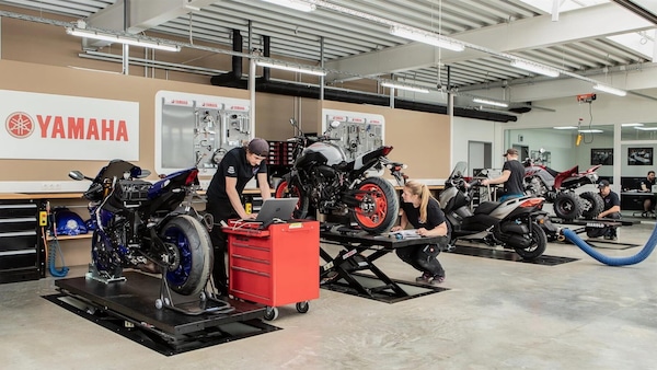Yamalube Day, Yamaha apre le officine: check-up, sconti e test ride