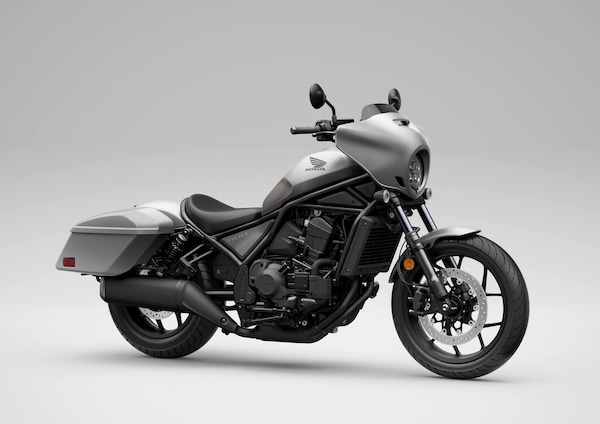 Honda Rebel 2027, nuove le colorazioni, arriva l'E-Clutch: LE FOTO