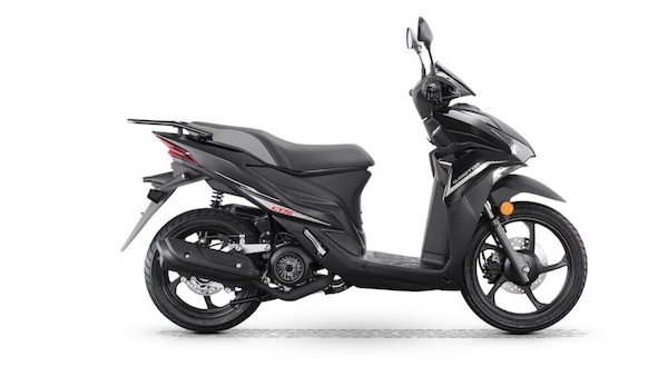 QJMOTOR LTS 125S, il 125 leggero per la città: le FOTO