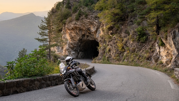 Trieste-Ventimiglia con la Honda XL 750 Transalp E-Clutch: le foto più belle