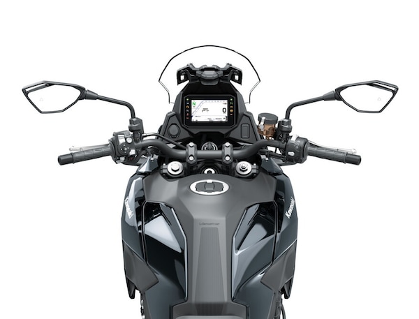 Nuova Kawasaki Versys 900: le foto
