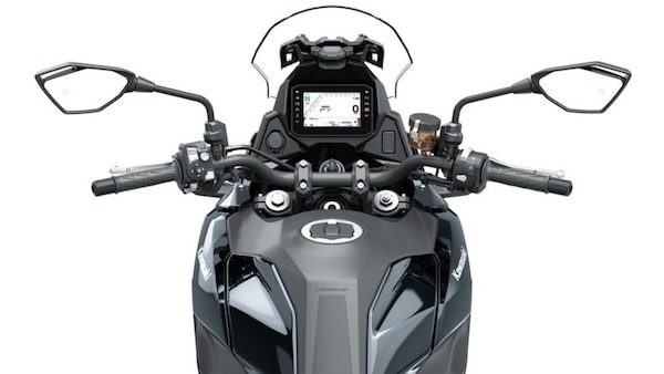Nuova Kawasaki Versys 900: le foto