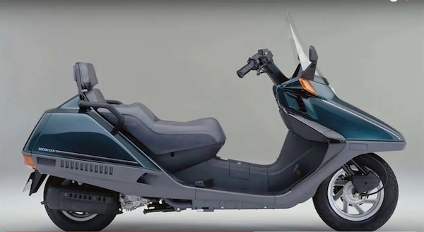 Le moto più vendute del 1993: il podio di 33 anni fa FOTO