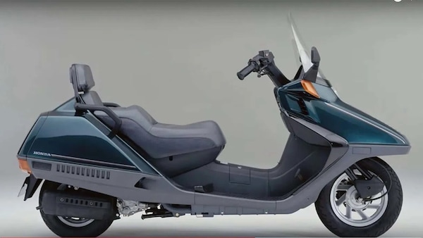Le moto più vendute del 1993: il podio di 33 anni fa FOTO
