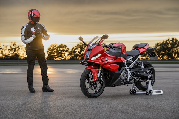 Sportive A2, piccole superbike con 48 cavalli e tanta voglia di divertirsi (anche in pista)