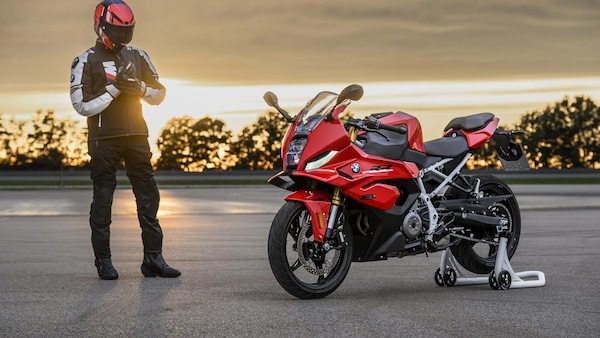 Sportive A2, piccole superbike con 48 cavalli e tanta voglia di divertirsi (anche in pista)